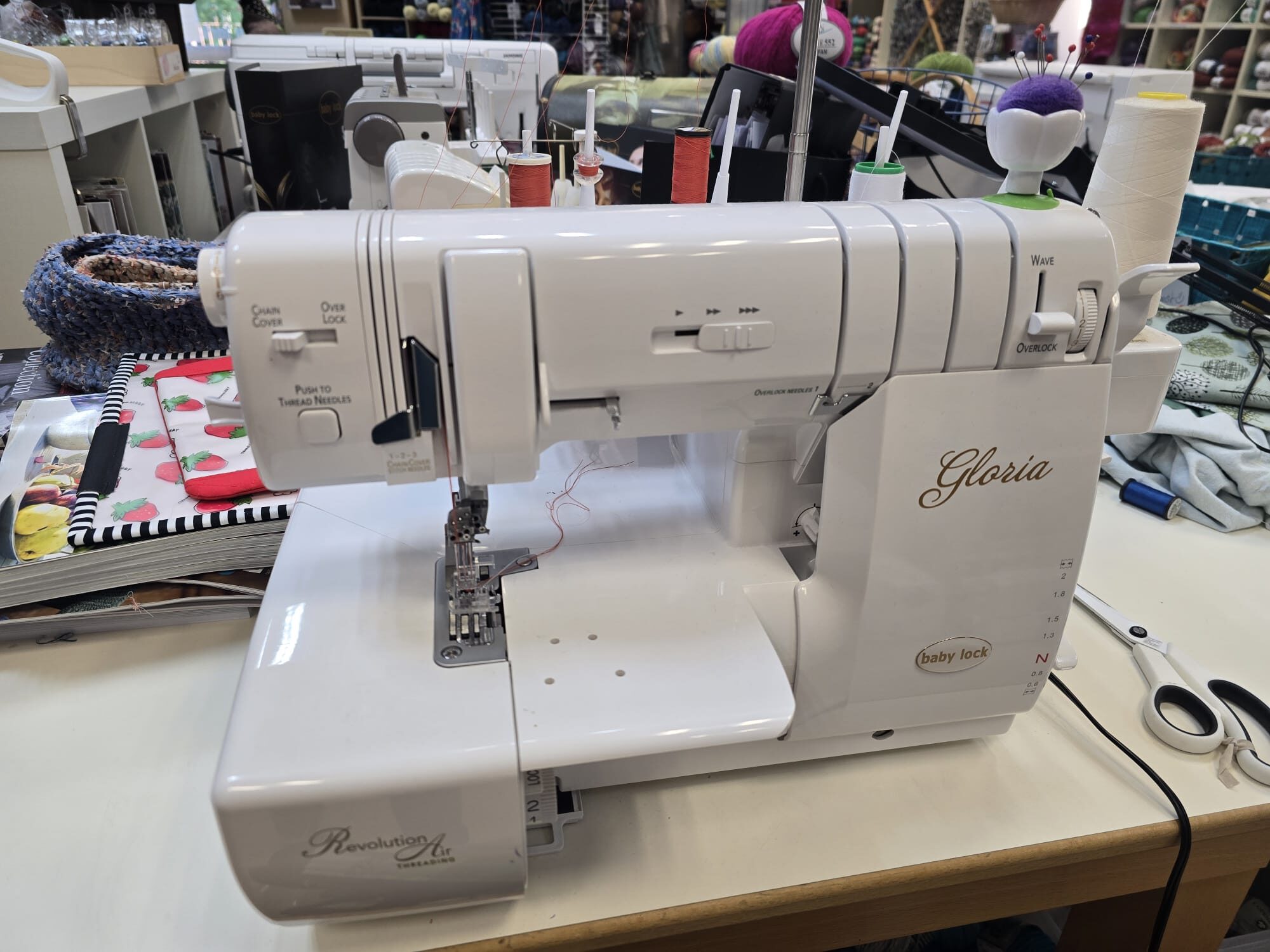 Baby Lock Overlock-Nähmaschine Gloria